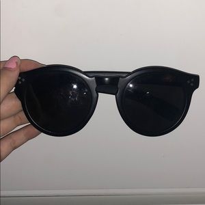 Brandy Melville sunglasses